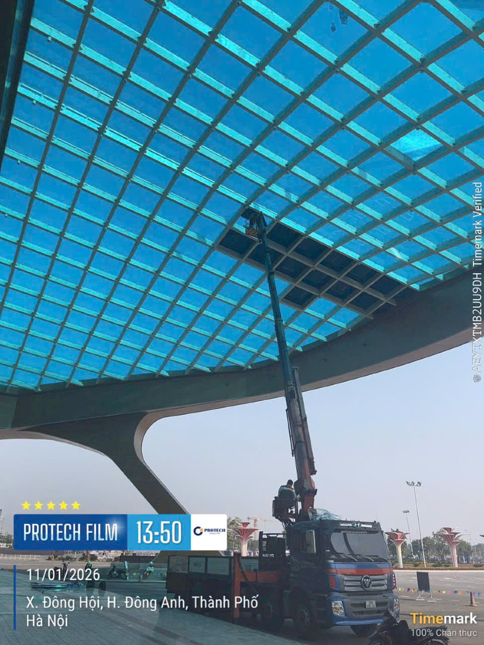 Dán phim cách nhiệt tái tại trung tâm triển lãm quốc gia việt nam