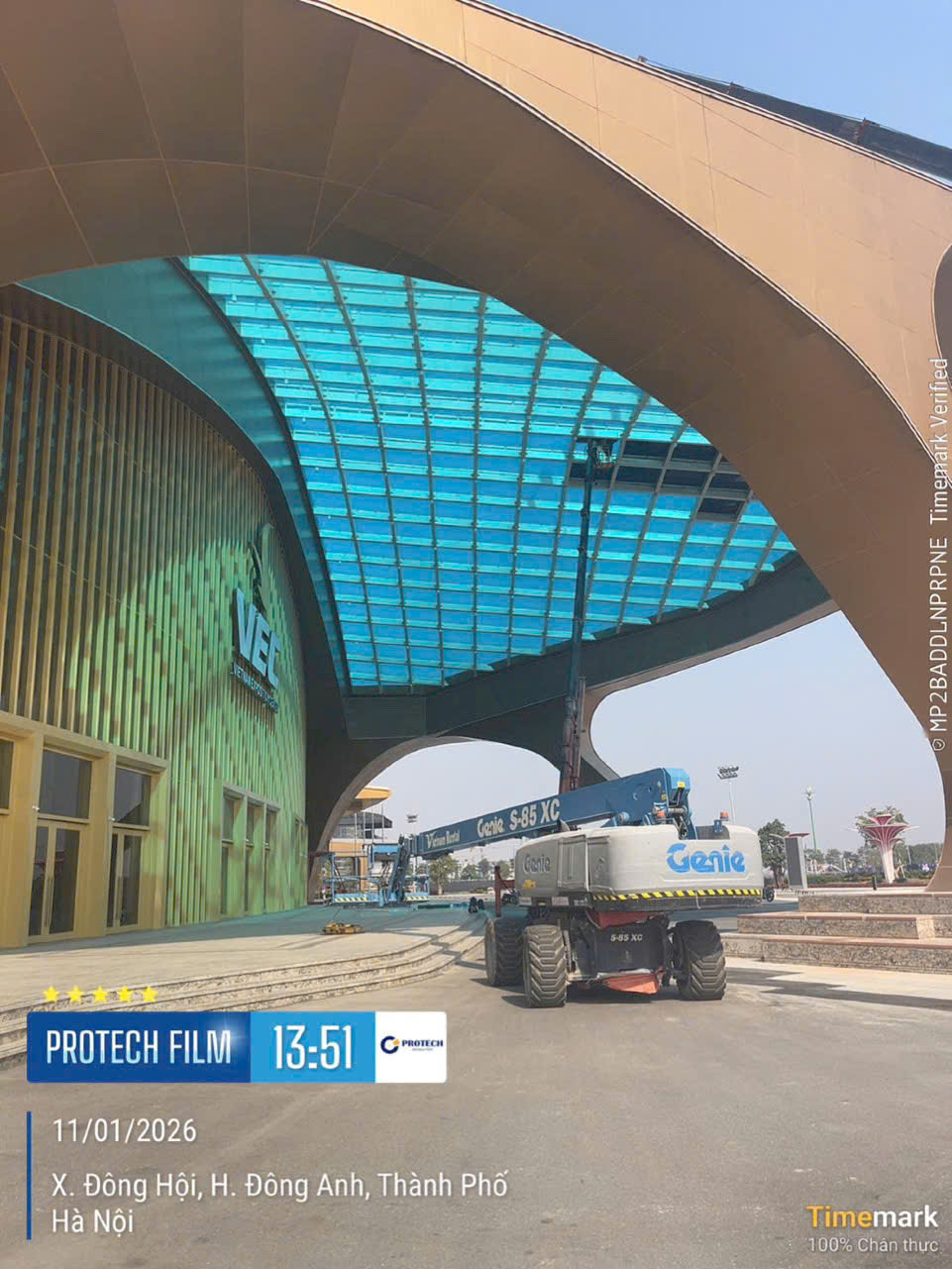 Dán phim cách nhiệt tái tại trung tâm triển lãm quốc gia việt nam